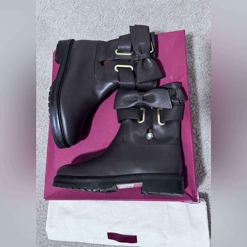 Valentino brown biker booties with bow